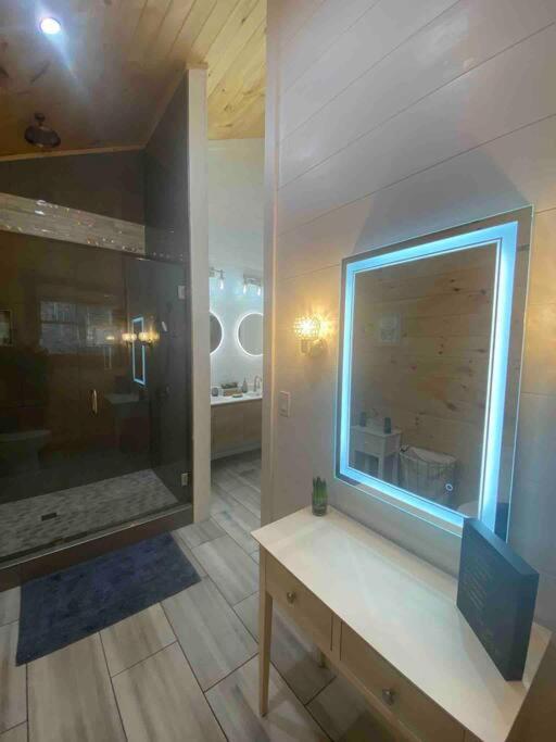 The Grand Tennessean Cabin- Four Bedroom Luxury Cabin In The Mountains بيدجن فورج المظهر الخارجي الصورة