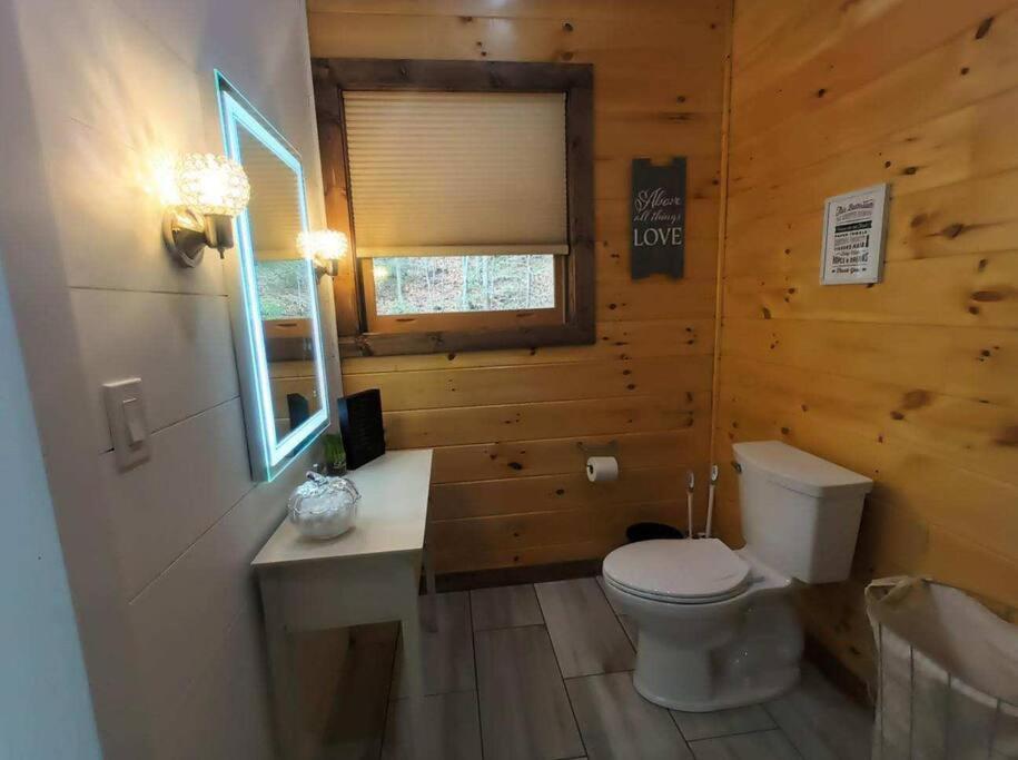 The Grand Tennessean Cabin- Four Bedroom Luxury Cabin In The Mountains بيدجن فورج المظهر الخارجي الصورة