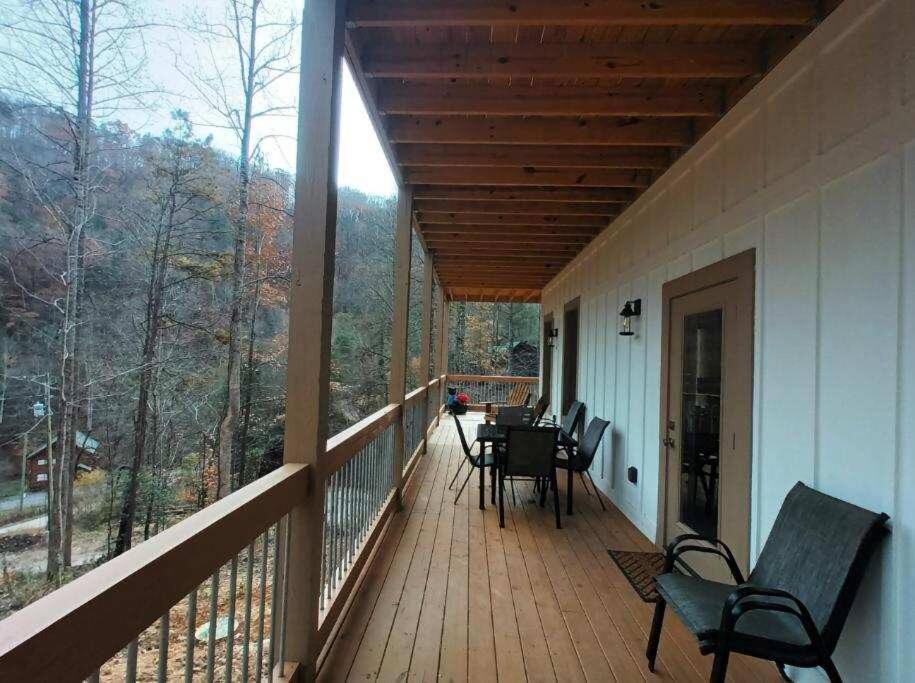 The Grand Tennessean Cabin- Four Bedroom Luxury Cabin In The Mountains بيدجن فورج المظهر الخارجي الصورة