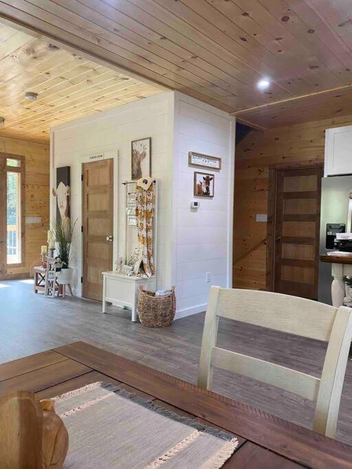 The Grand Tennessean Cabin- Four Bedroom Luxury Cabin In The Mountains بيدجن فورج المظهر الخارجي الصورة