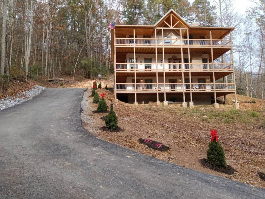 The Grand Tennessean Cabin- Four Bedroom Luxury Cabin In The Mountains بيدجن فورج المظهر الخارجي الصورة