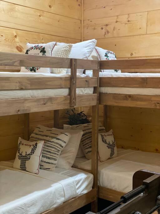 The Grand Tennessean Cabin- Four Bedroom Luxury Cabin In The Mountains بيدجن فورج المظهر الخارجي الصورة