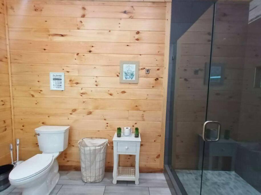 The Grand Tennessean Cabin- Four Bedroom Luxury Cabin In The Mountains بيدجن فورج المظهر الخارجي الصورة